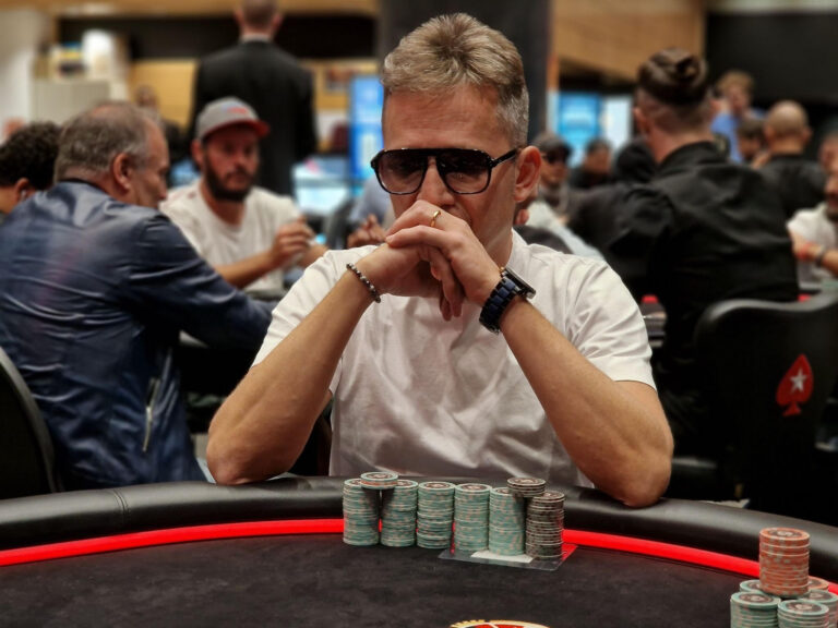 Sunday Million Live: Alfredo Cuzzocrea domina il Day 1B Sunday Million Live: Alfredo Cuzzocrea domina il Day 1B